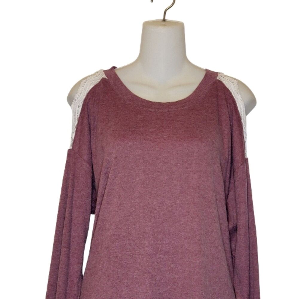Maroon Cold Shoulder Lace Trimmed Long Sleeve Lightweight Sweater - NWOT💐 - Picture 6 of 9